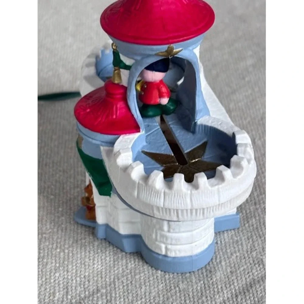 Hallmark Toyland Tower Rotating Musical Christmas Ornament 1991 Castle‎
